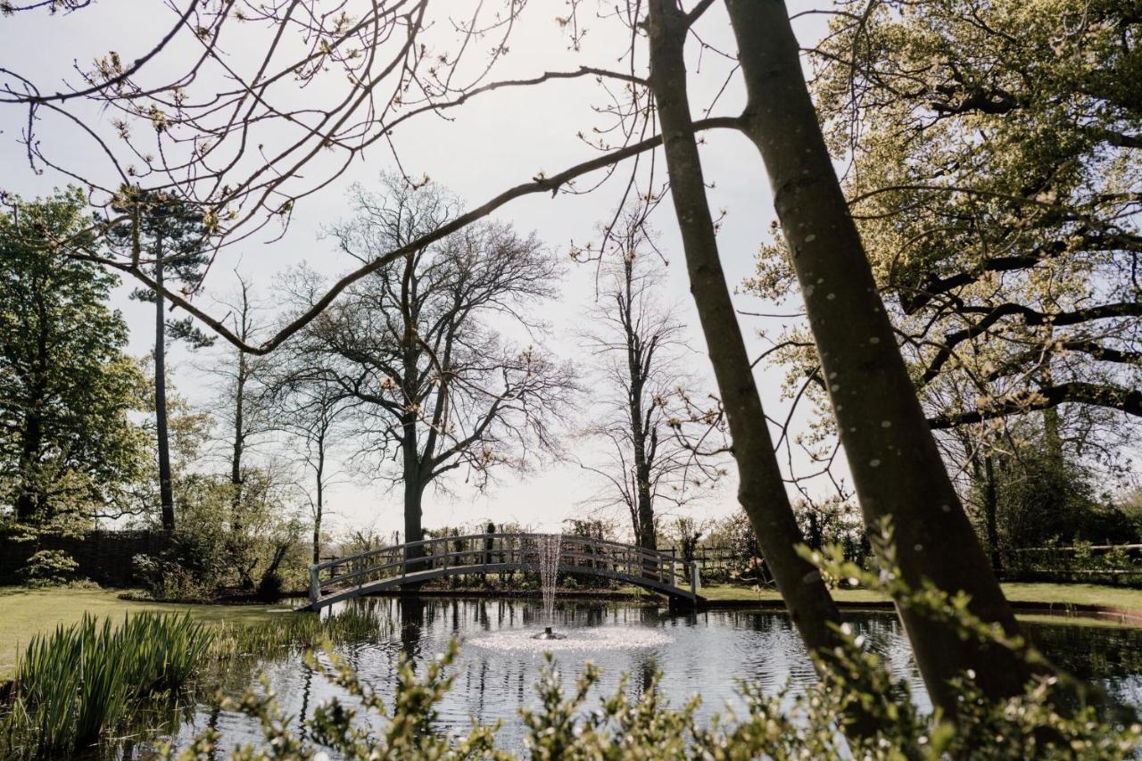 Pontlands Park Hotel Челмсфорд Екстериор снимка