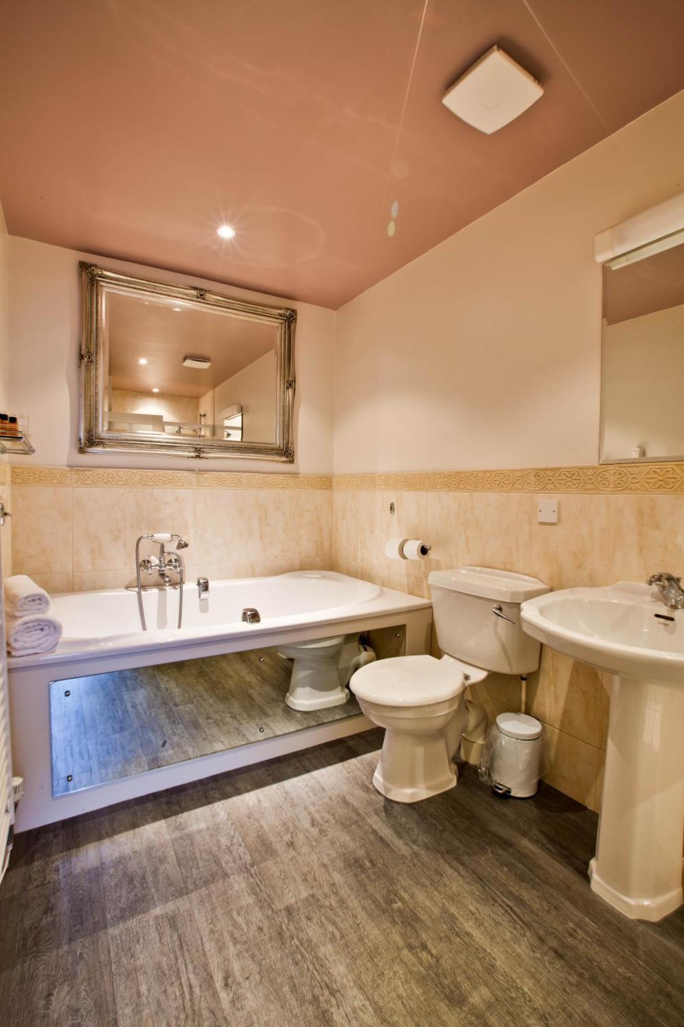 Pontlands Park Hotel Челмсфорд Екстериор снимка