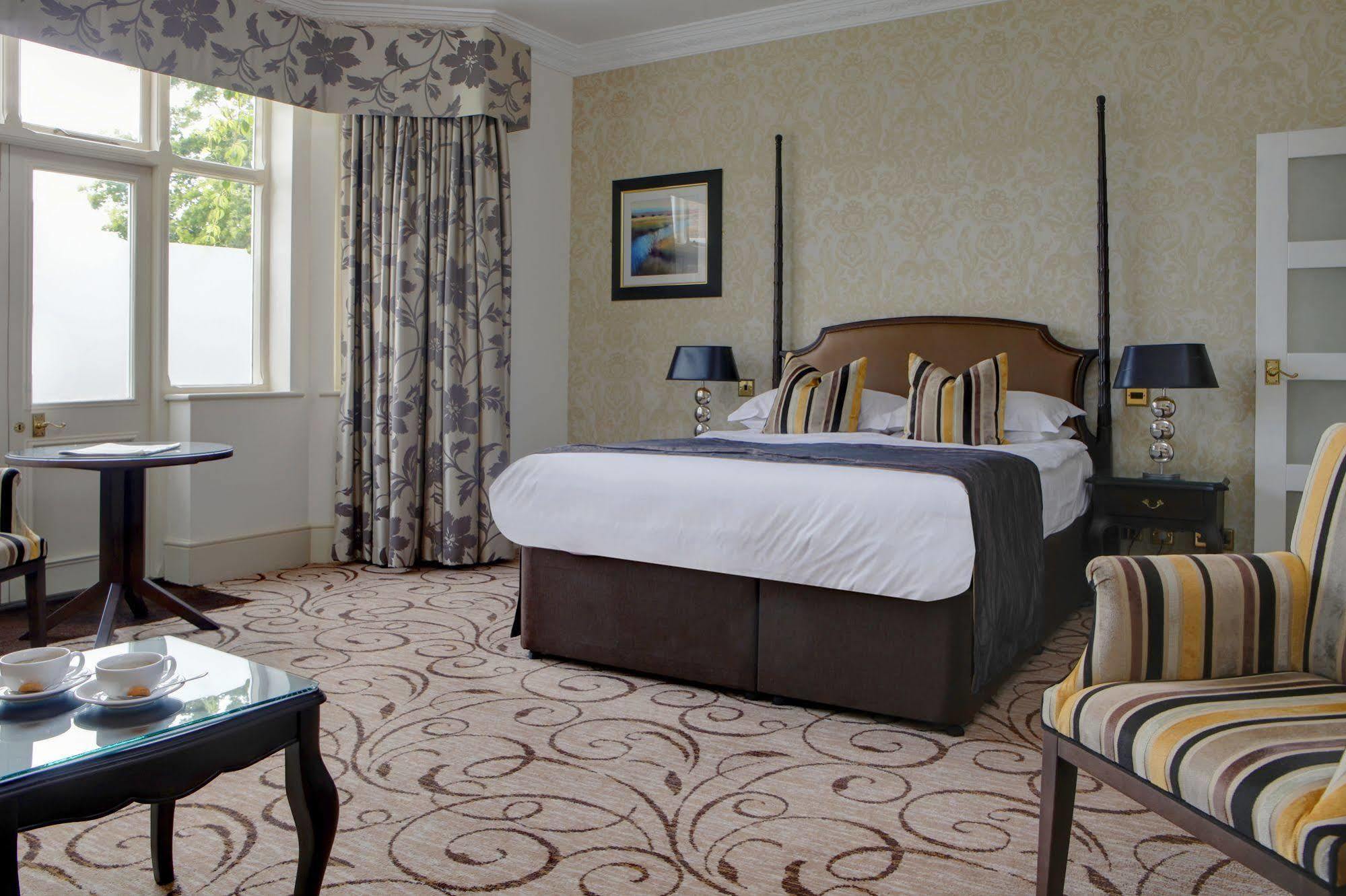 Pontlands Park Hotel Челмсфорд Екстериор снимка