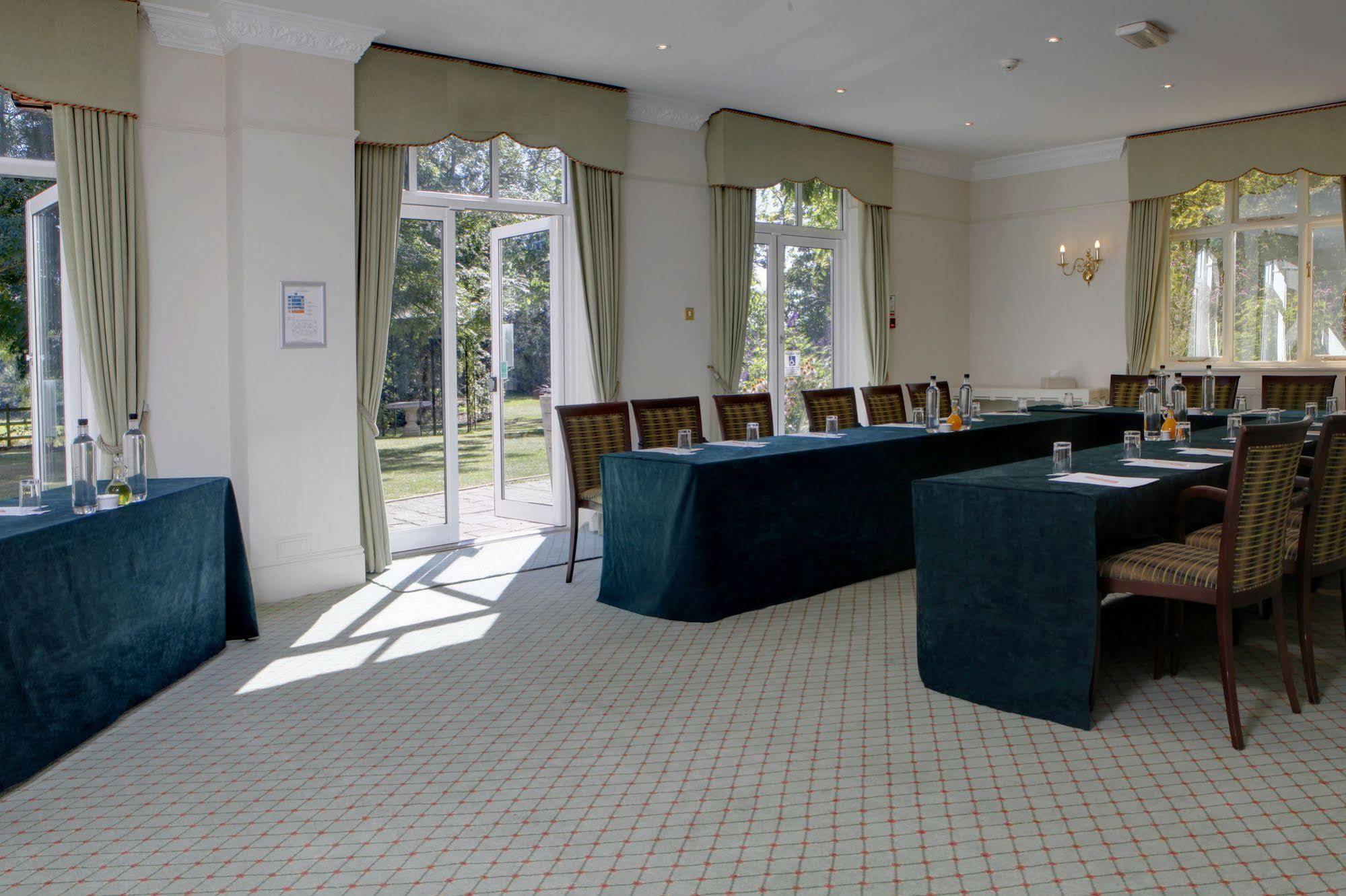 Pontlands Park Hotel Челмсфорд Екстериор снимка